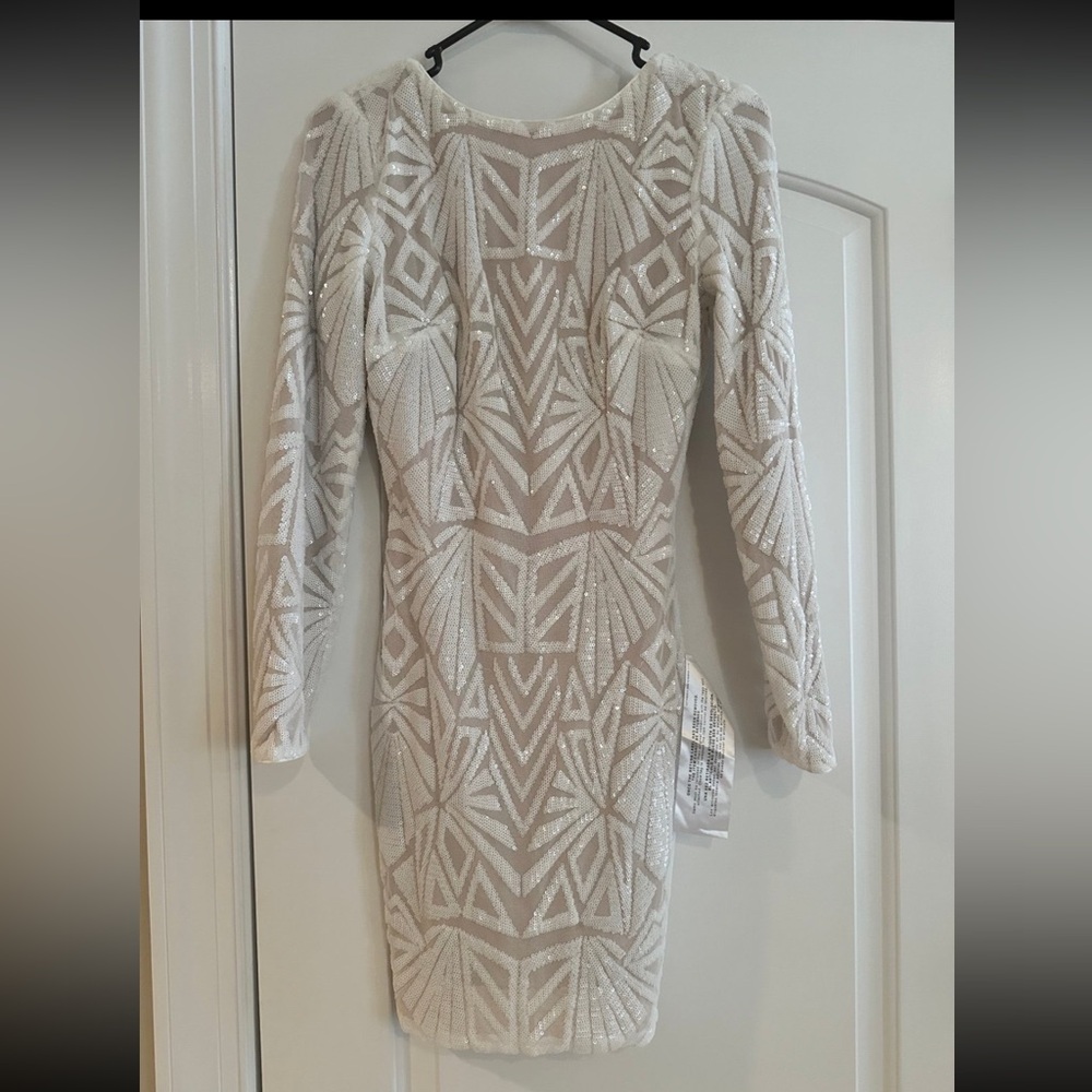 Nwt Dress the Population Emery Long Sleeve Sequin Cocktail Dress